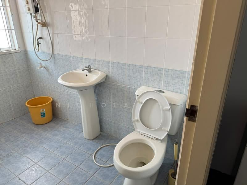 2-storey Terraced House for Rent in Kuching (Sarawak) - Nicholas Tan - PropertyGuru.com.my
