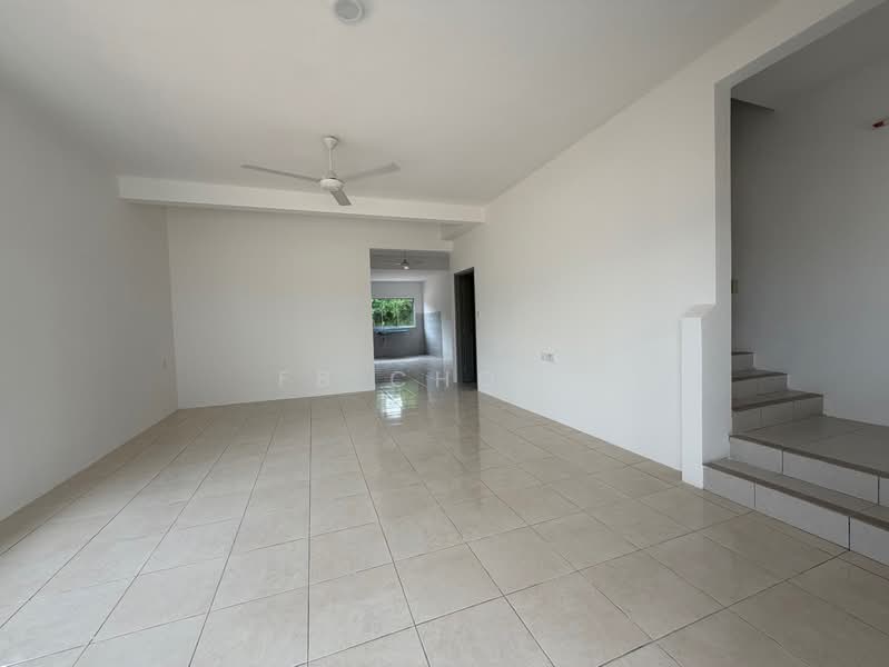 2-storey Terraced House for Sale in Desa Pinggiran Bayu (Mantin) - FB Chong - Living Room - PropertyGuru.com.my
