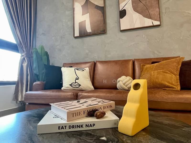 Kediaman Servis untuk Dijual di M Vertica - Jack Hor - Living Room - PropertyGuru.com.my