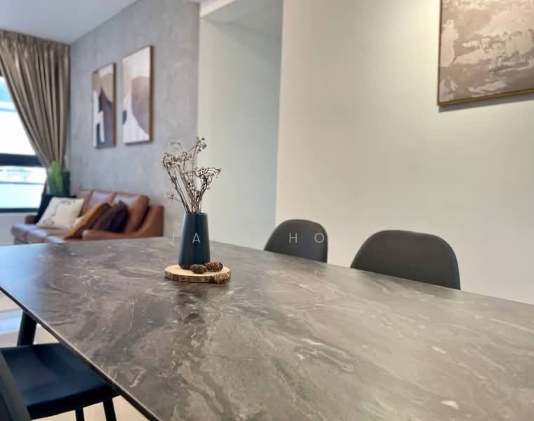 Kediaman Servis untuk Dijual di M Vertica - Jack Hor - Living Room - PropertyGuru.com.my