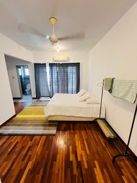 2.5-storey Terraced House for Sale in Bandar Baru Bangi (Selangor) - Wan Hilmi - Bedroom - PropertyGuru.com.my