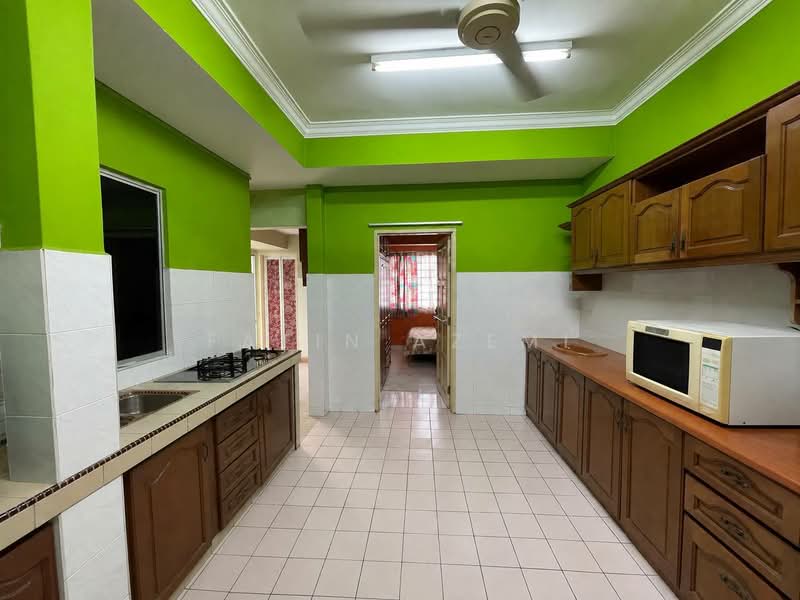 2-storey Terraced House for Sale in Usj 9 (Subang Jaya) - Fatin Azemi - Kitchen - PropertyGuru.com.my