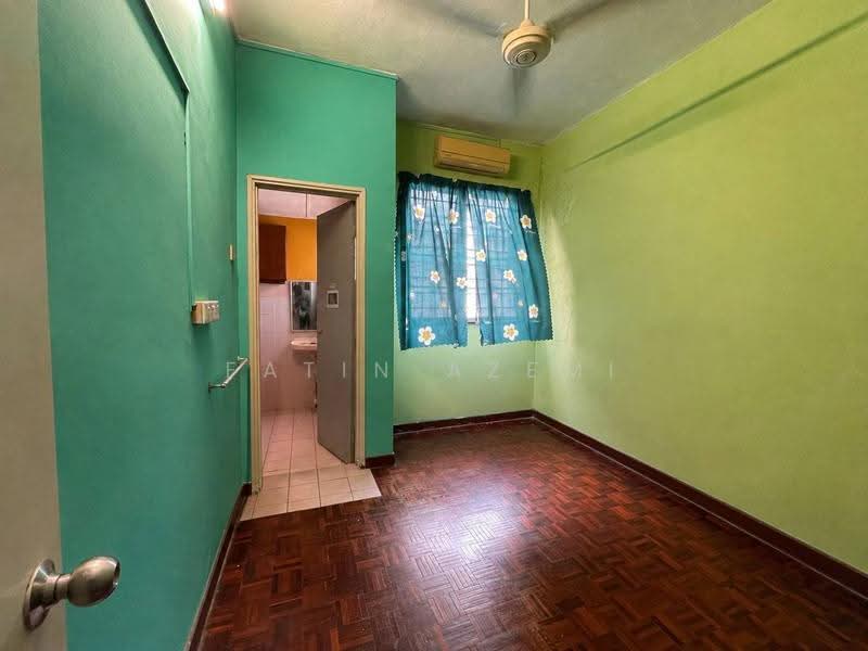 2-storey Terraced House for Sale in Usj 9 (Subang Jaya) - Fatin Azemi - Bedroom - PropertyGuru.com.my