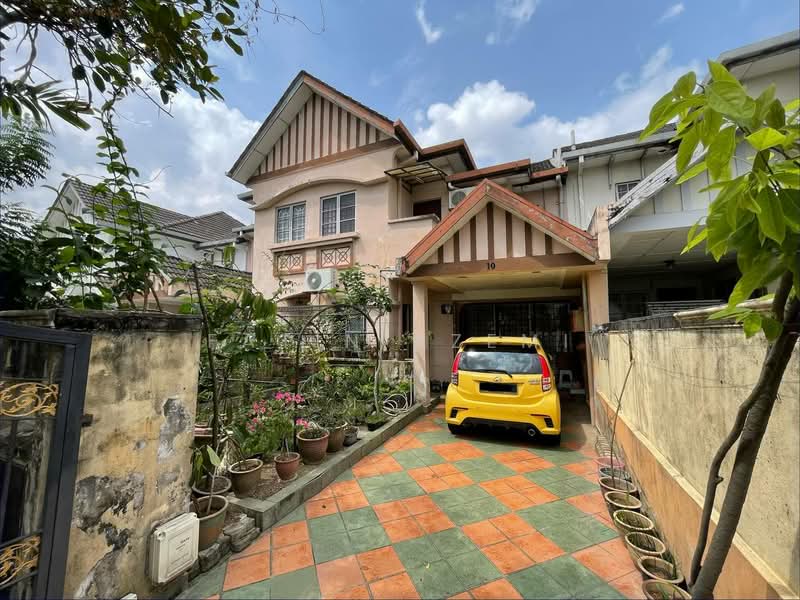 2-storey Terraced House for Sale in Usj 9 (Subang Jaya) - Fatin Azemi - Exterior - PropertyGuru.com.my