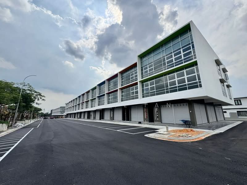 Kedai untuk Disewa di Bandar Dato Onn (Tebrau) - Robbie Tan - Exterior - PropertyGuru.com.my