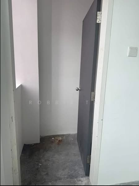 Kedai untuk Disewa di Bandar Dato Onn (Tebrau) - Robbie Tan - Interior - PropertyGuru.com.my