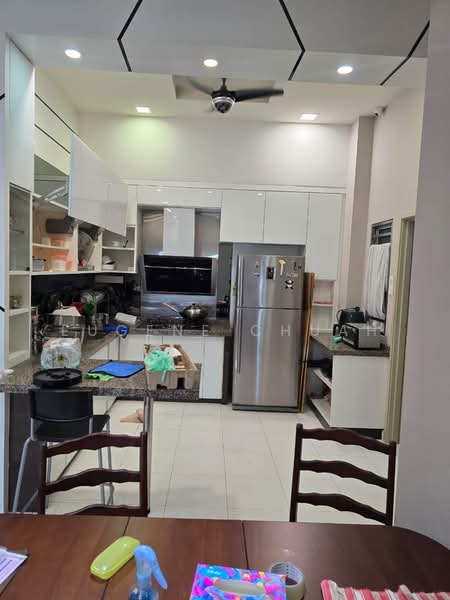 Apartment for Rent at One World 2 (1-Sky) - Eugene Chuah - Kitchen - PropertyGuru.com.my