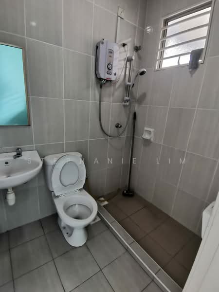 Rumah Teres untuk Dijual di Kemuning Utama (Shah Alam) - Stephanie Lim - Bathroom - PropertyGuru.com.my
