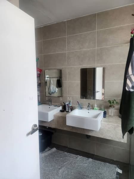 Rumah Berkembar untuk Dijual di Desa Petaling (Kuala Lumpur) - Mei SM Lee - Desa Hill Villas, Desa Petaling Bathroom - PropertyGuru.com.my