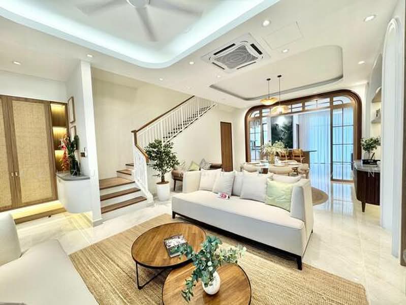 2-storey Terraced House for Sale in Cyberjaya (Selangor) - Azizul Kamarul Zaman - Living Room - PropertyGuru.com.my
