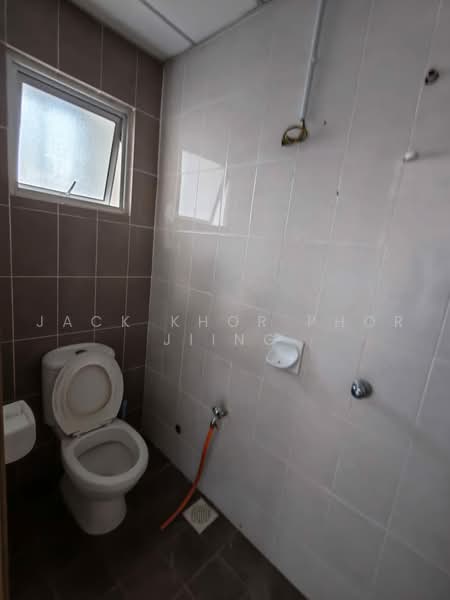Shop / Office for Rent in Shah Alam (Selangor) - Jack Khor Phor Jiing - Bathroom - PropertyGuru.com.my