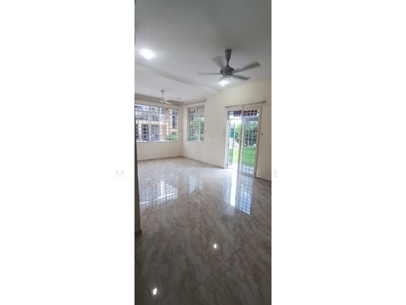 Semi-Detached House for Sale in Taman Gembira (Jalan Klang Lama (Old Klang Road)) - Mei SM Lee - Tiara Villa, Happy Garden Living Room - PropertyGuru.com.my