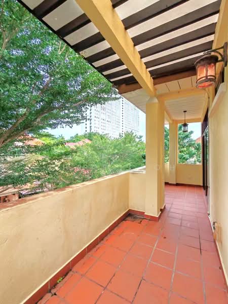 Rumah Berkembar untuk Disewa di Batu Ferringhi (Penang) - Chris Teoh - Balcony - PropertyGuru.com.my