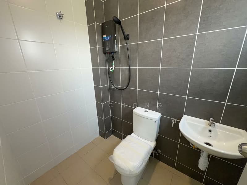 Townhouse for Sale in Dengkil (Selangor) - FB Chong - Bathroom - PropertyGuru.com.my