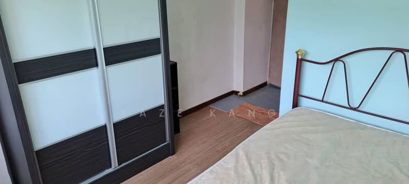 Condominium for Rent at Azuria Condominium - Kaze Kang - Bedroom - PropertyGuru.com.my