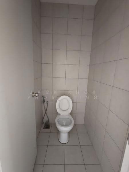 Shop for Rent in Setia Alam (Selangor) - Jack Khor Phor Jiing - Bathroom - PropertyGuru.com.my
