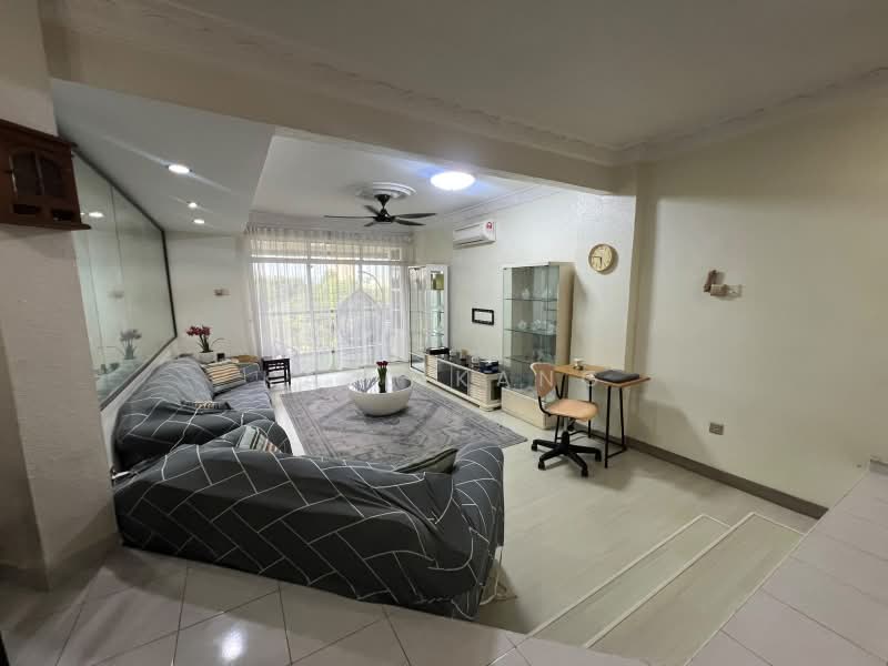Pangsapuri untuk Disewa di Pangsapuri Fairway View - Kaze Kang - Living Room - PropertyGuru.com.my