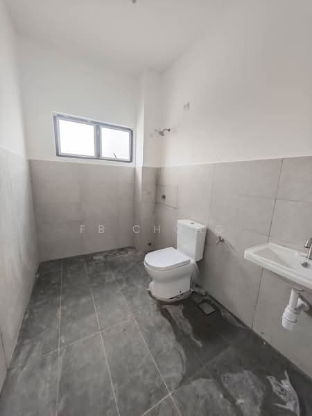 2-storey Terraced House for Sale in Kota Warisan (Sepang) - FB Chong - Bathroom - PropertyGuru.com.my