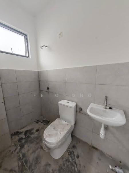 2-storey Terraced House for Sale in Kota Warisan (Sepang) - FB Chong - Bathroom - PropertyGuru.com.my