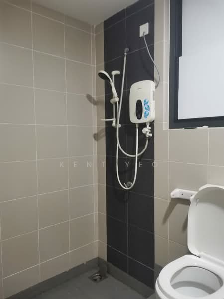 Pangsapuri untuk Dijual di Residensi Alam Damai (PR1MA @ Alam Damai) - Kent Yeo - Bathroom - PropertyGuru.com.my