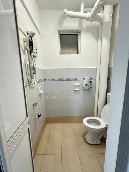 Pangsapuri untuk Dijual di Villa Bestari Apartment - Ong Lih Shyan - Bathroom - PropertyGuru.com.my