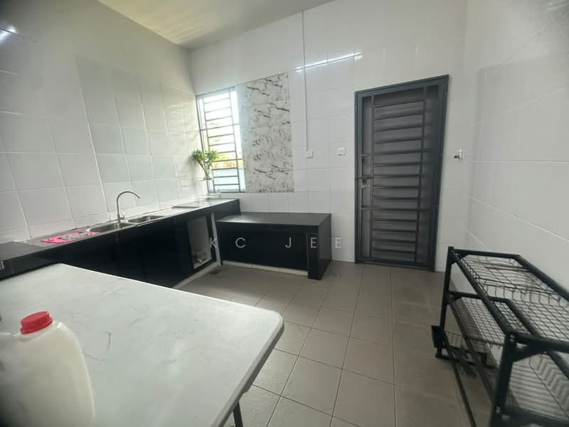 2-storey Terraced House for Rent in Kuching (Kuching) - KC Jee - PropertyGuru.com.my