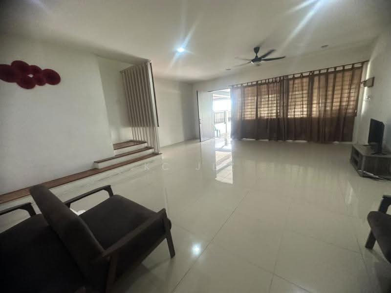 2-storey Terraced House for Rent in Kuching (Kuching) - KC Jee - PropertyGuru.com.my