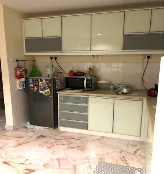 Townhouse for Sale in Taman Bukit Indah (Kajang) - Chong . - Kitchen - PropertyGuru.com.my