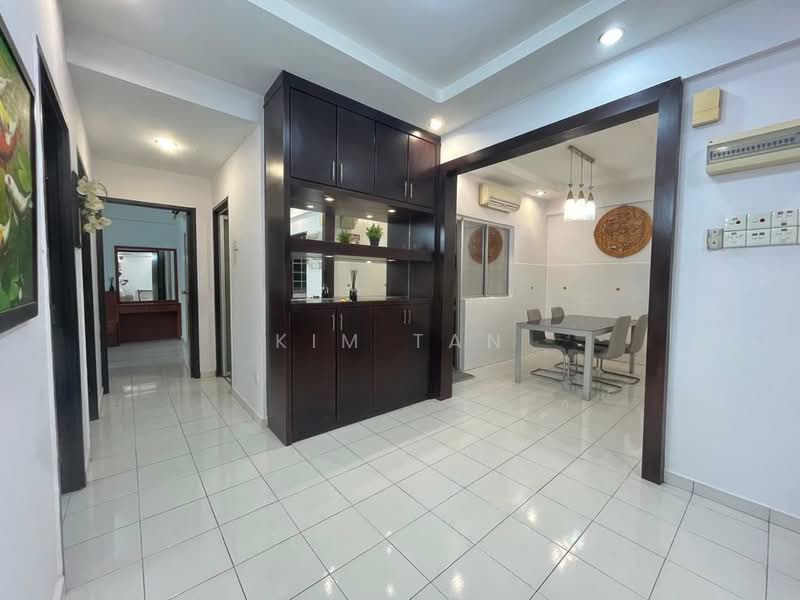 Condominium for Rent at Putra Place Condominium - Kim Tan - Corridor - PropertyGuru.com.my