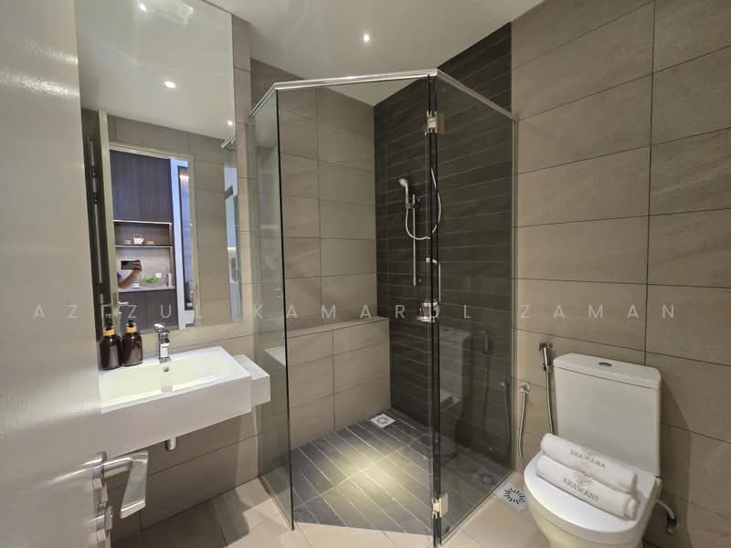 Twin Villas for Sale in Kajang (Selangor) - Azizul Kamarul Zaman - Bathroom - PropertyGuru.com.my