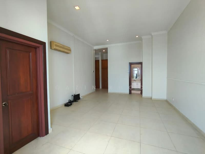Condominium for Sale at Damaipuri - Qazin Khoo - Living Room - PropertyGuru.com.my