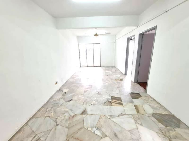 Apartment for Sale at Iris Apartment - Kent Yeo - Living Room - PropertyGuru.com.my