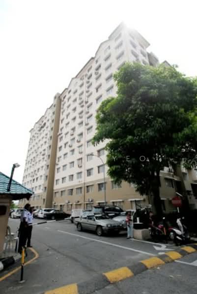 Apartment for Sale at Iris Apartment - Kent Yeo - Exterior - PropertyGuru.com.my
