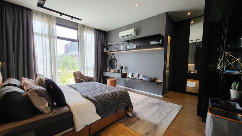 Bungalow House for Sale in Alam Impian (Shah Alam) - Zoey Kher - Bedroom - PropertyGuru.com.my