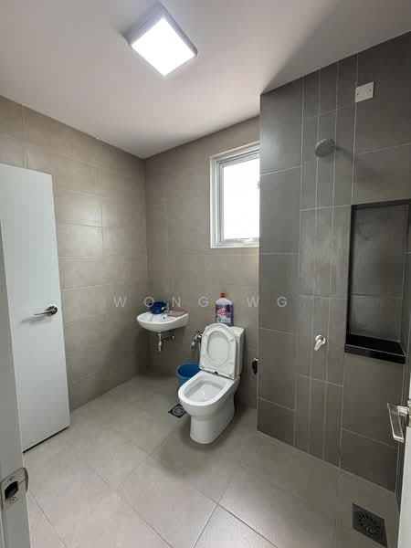 Rumah Teres 2-Tingkat untuk Dijual di Rawang (Selangor) - Wong WG - Bathroom - PropertyGuru.com.my