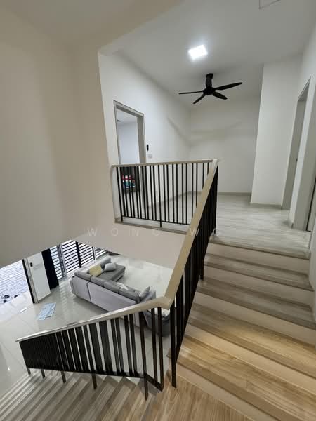 Rumah Teres 2-Tingkat untuk Dijual di Rawang (Selangor) - Wong WG - Living Room - PropertyGuru.com.my