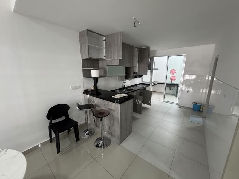 Rumah Teres 2-Tingkat untuk Dijual di Rawang (Selangor) - Wong WG - Kitchen - PropertyGuru.com.my