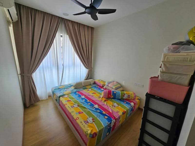 Kondominium untuk Dijual di Lovell @ Country Garden Danga Bay - Zoey Lee - Bedroom - PropertyGuru.com.my