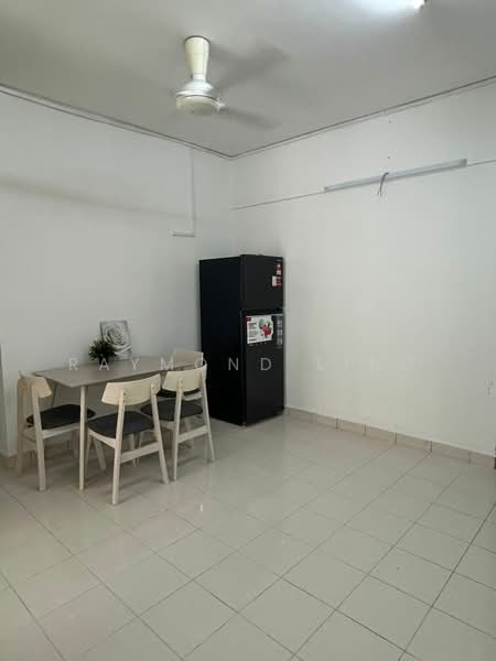 Condominium for Rent at Residensi Laguna (Sunway Belvedere) - Raymond Ling - Dining Room - PropertyGuru.com.my