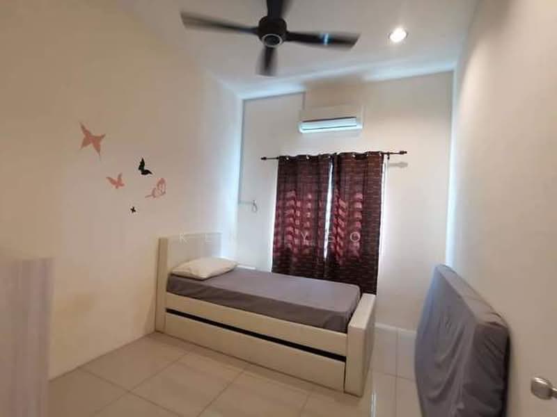 Flat for Sale at Desa Tasik Fasa 6B - Kent Yeo - Bedroom - PropertyGuru.com.my