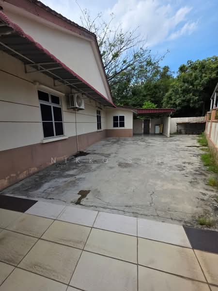 Rumah Teres untuk Disewa di Taman Mount Austin (Tebrau) - Nikko Soh - Exterior - PropertyGuru.com.my