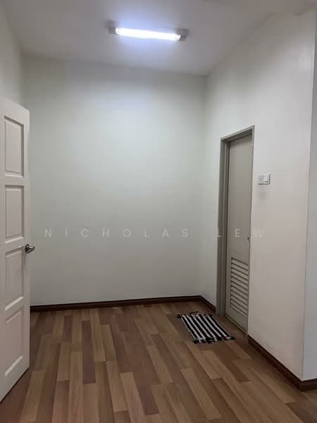 Kondominium untuk Dijual di Bayan Villa, Seri Kembangan - Nicholas Lew - Interior - PropertyGuru.com.my