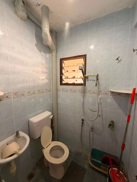 Apartment for Sale at Bukit Delima Apartment - Marcus Yeow - Bathroom - PropertyGuru.com.my