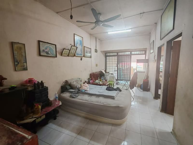 1-storey Terraced House for Sale in Taman Sri Skudai (Skudai) - Zoey Lee - Bedroom - PropertyGuru.com.my