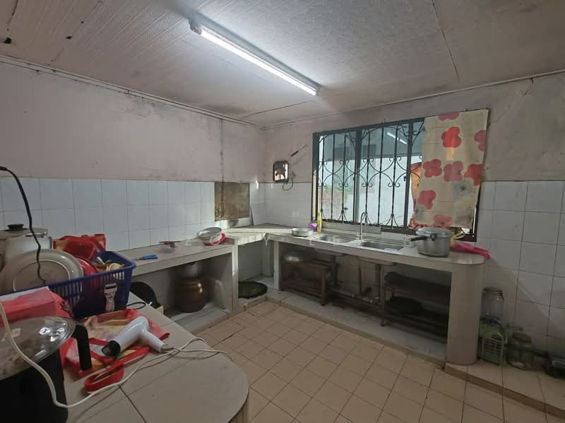 1-storey Terraced House for Sale in Taman Sri Skudai (Skudai) - Zoey Lee - Kitchen - PropertyGuru.com.my