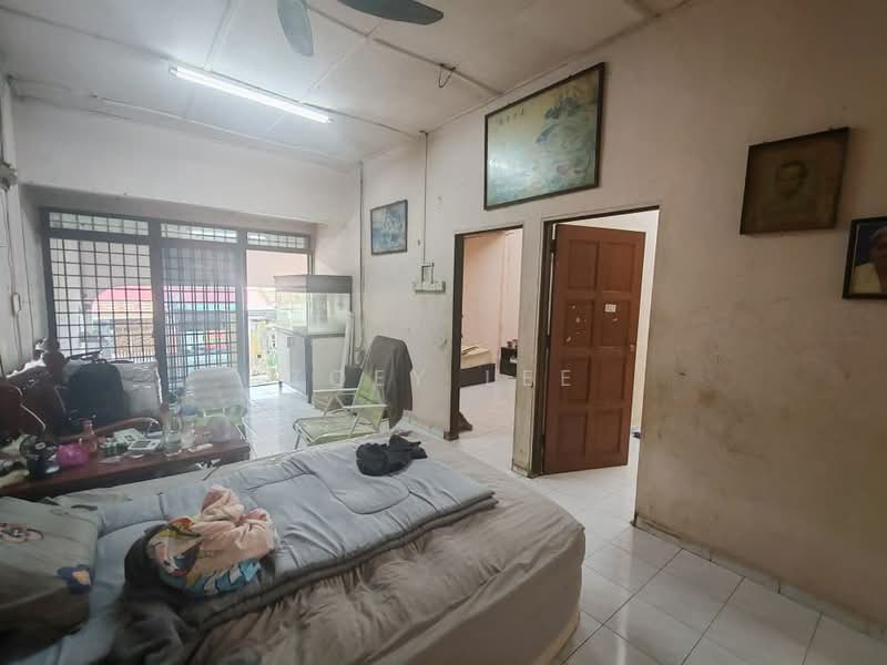 1-storey Terraced House for Sale in Taman Sri Skudai (Skudai) - Zoey Lee - PropertyGuru.com.my