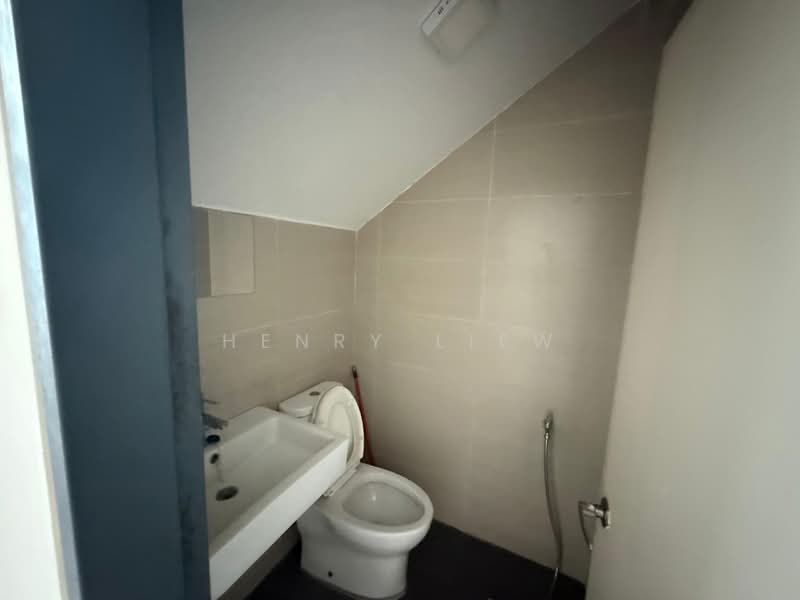 3-storey Terraced House for Sale in Bandar Nusaputra (Puchong) - Henry Liew - PropertyGuru.com.my