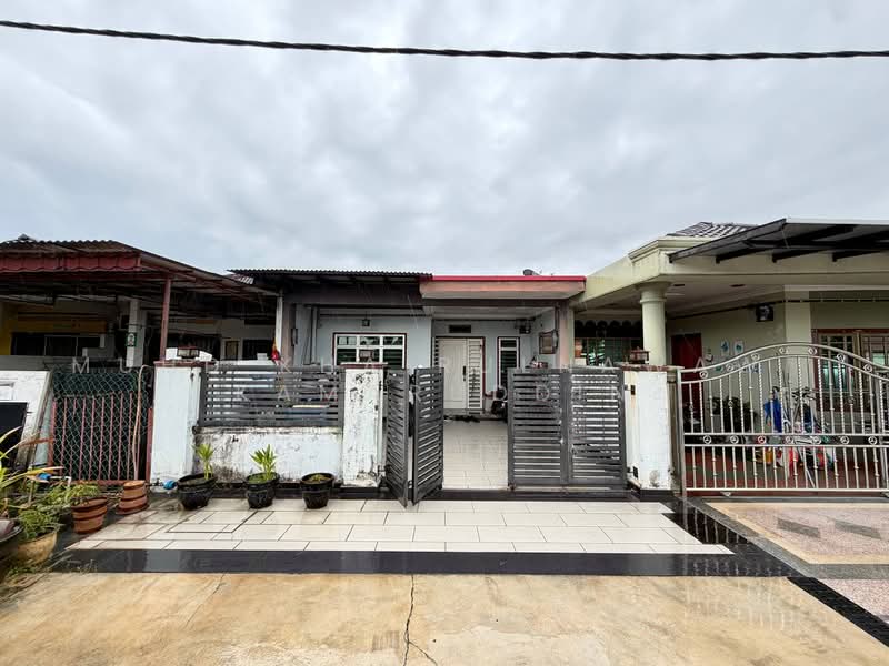 Rumah Teres 1-Tingkat untuk Dijual di Taman Seri Medan Jaya (Telok Panglima Garang) - Muhd Khairulnawawi Kamaruddin - PropertyGuru.com.my