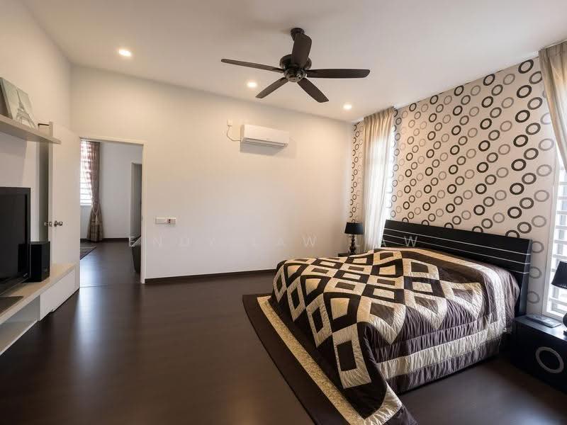 Cluster House for Sale in Setia Tropika (Johor Bahru) - Endy Law Law - PropertyGuru.com.my