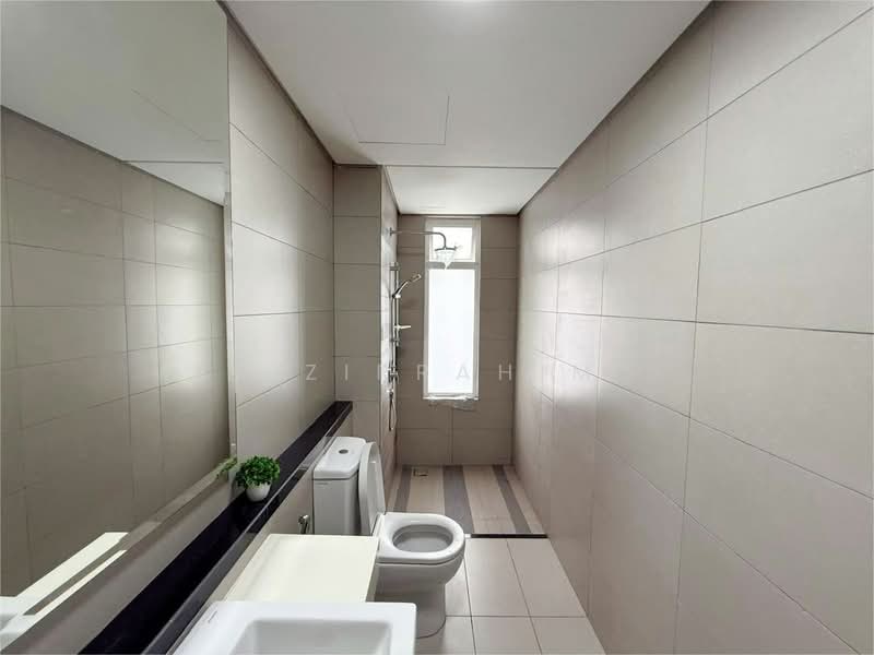 Kondominium untuk Disewa di Verdi Eco-Dominiums - Azizirrahim . - Bathroom - PropertyGuru.com.my